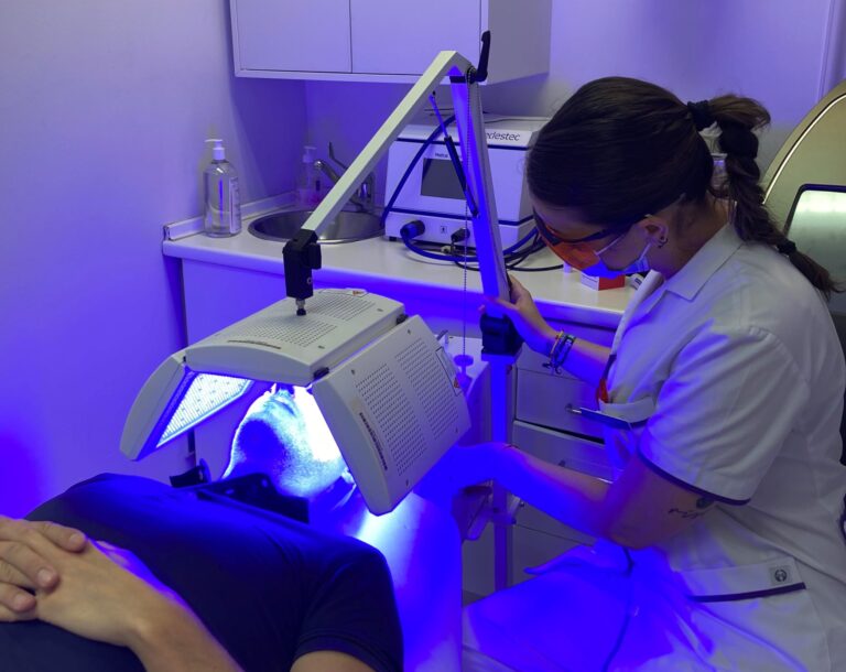 Dermomedic - Rosácea: Tratamiento con energía lumínica fluorescente